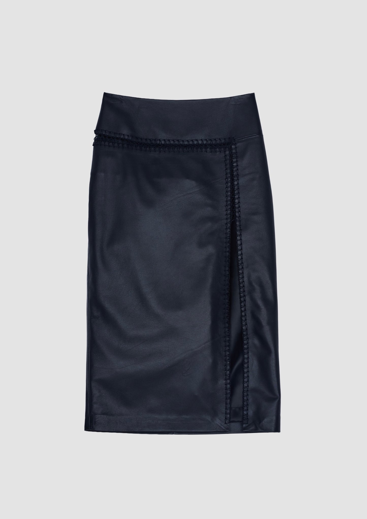 LEATHER SKIRT WITH SLIT